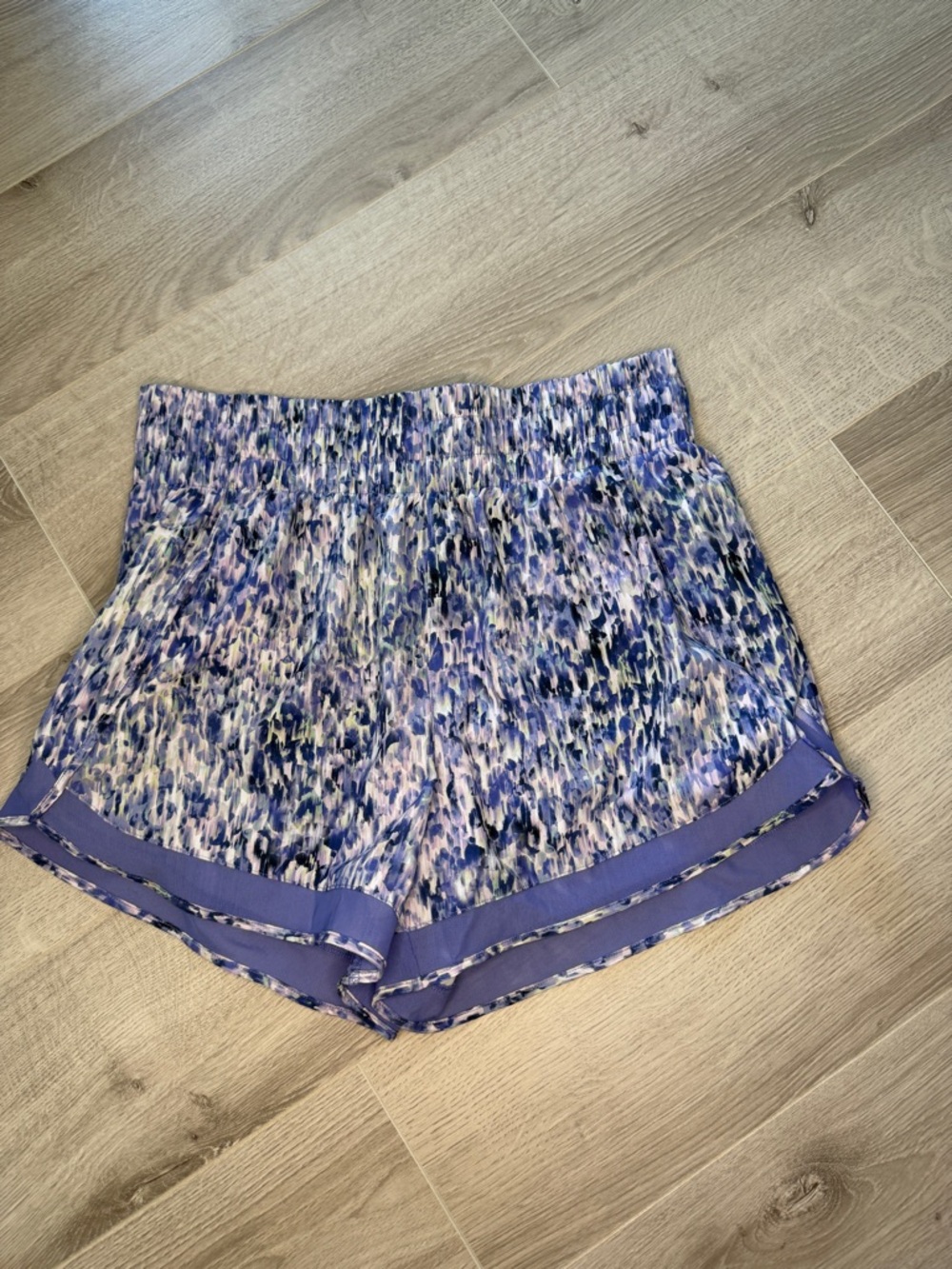 Athleta High Rise Mesh Racer Run 3" Short Purple Blue Watercolor Floral Sz M